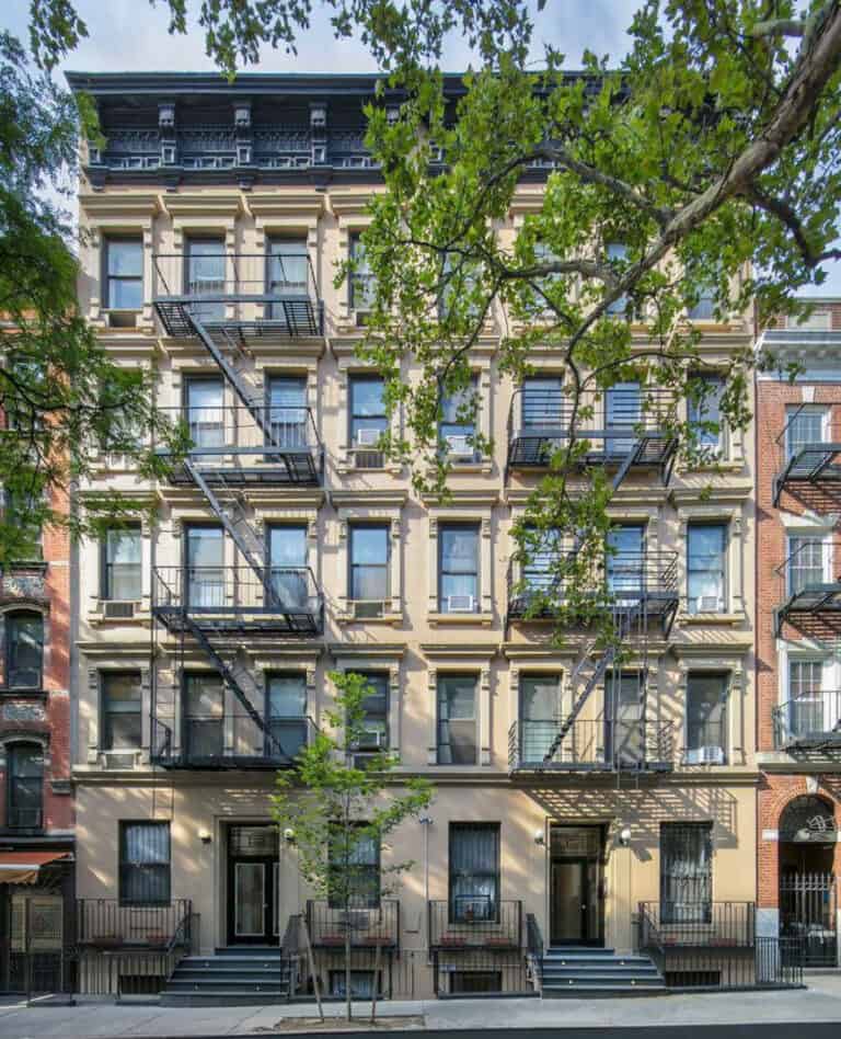 162-164 East 82nd Street