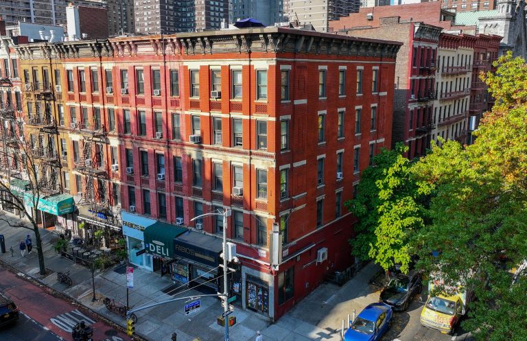 1739 2nd Avenue, New York, NY 10128