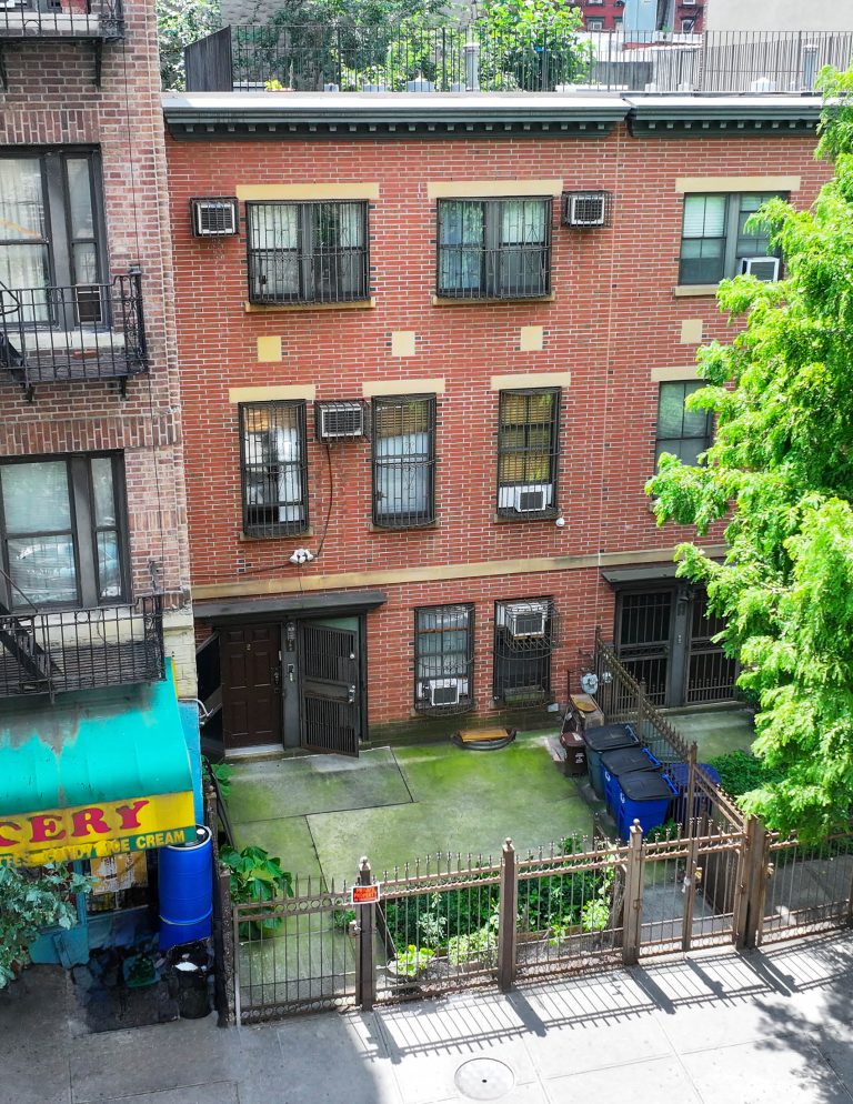 384 South 5th Street, Brooklyn, NY 11211