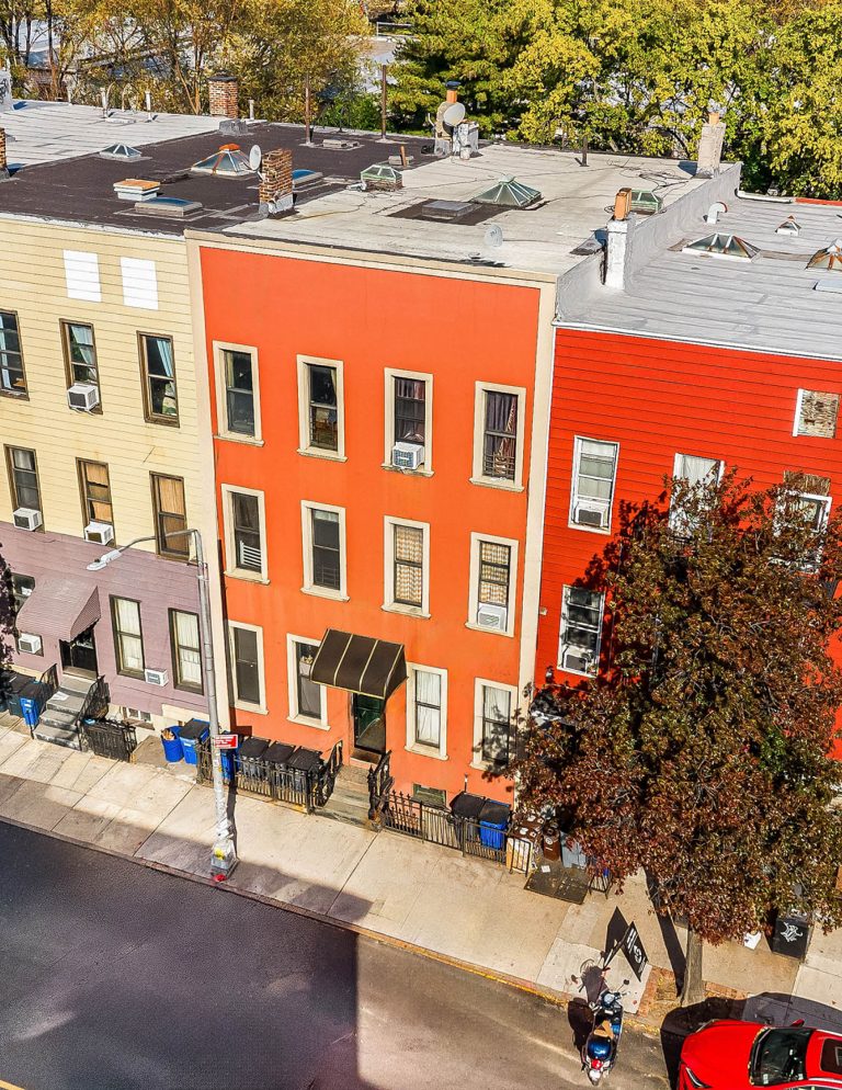 983 Metropolitan Avenue