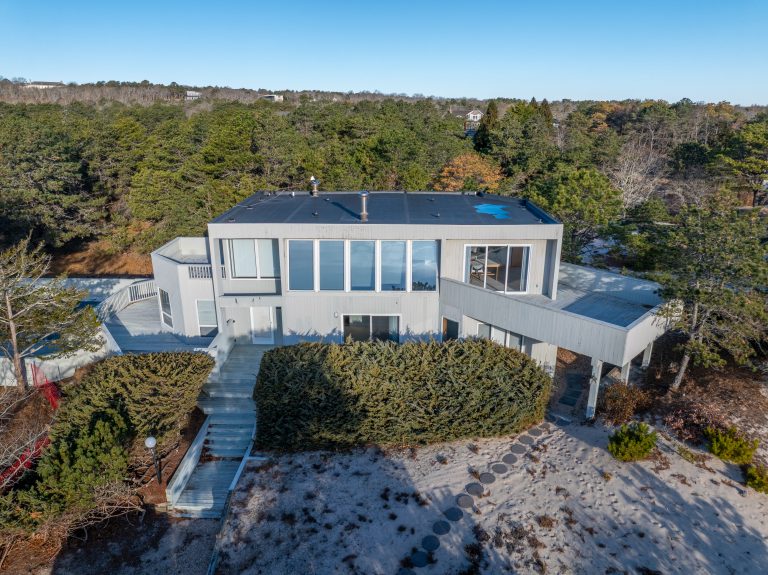 54 Sandcastle Ln